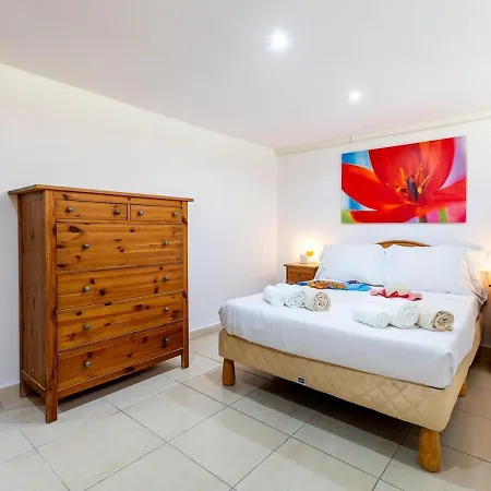Luxury Luna With Private Heated Pool *