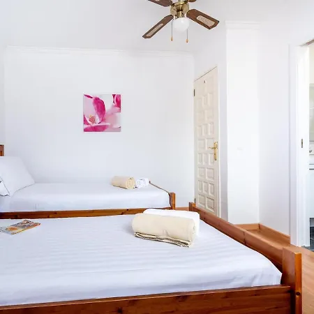 Luxury Luna With Private Pool Villa *