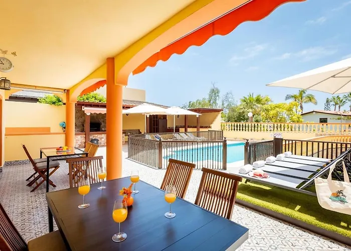 Luxury Luna With Private Pool Villa