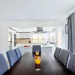 Вилла Luxury Luna With Private Pool *
