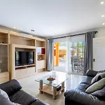 Вилла Luxury Luna With Private Pool *
