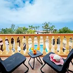 Luxury Luna With Private Pool * Кальяо-Сальвахе