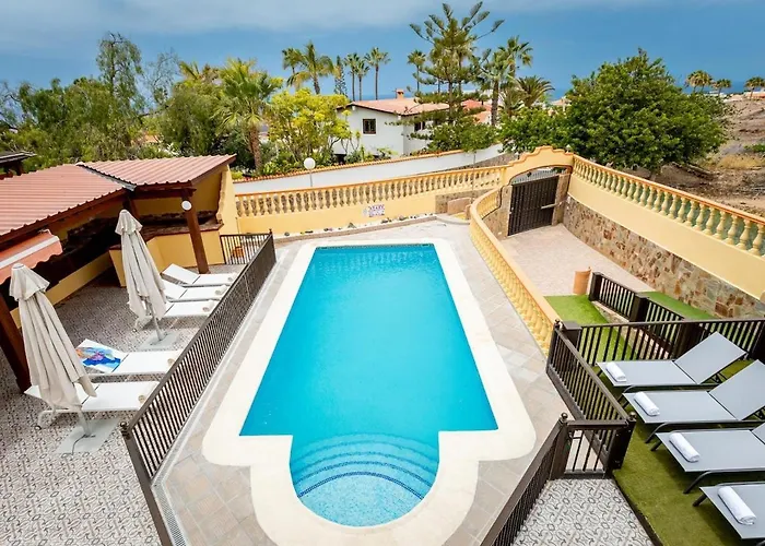 Luxury Luna With Private Pool Villa